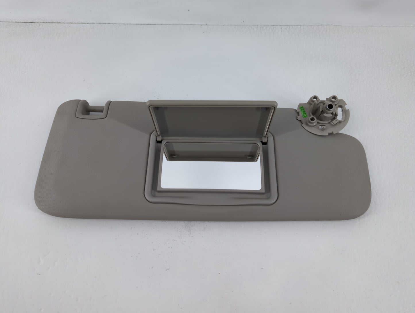 2011-2016 Chevrolet Cruze Sun Visor Shade Replacement Passenger Right Mirror Fits Fits 2011 2012 2013 2014 2015 2016 OEM Used Auto Parts - Oemusedautoparts1.com