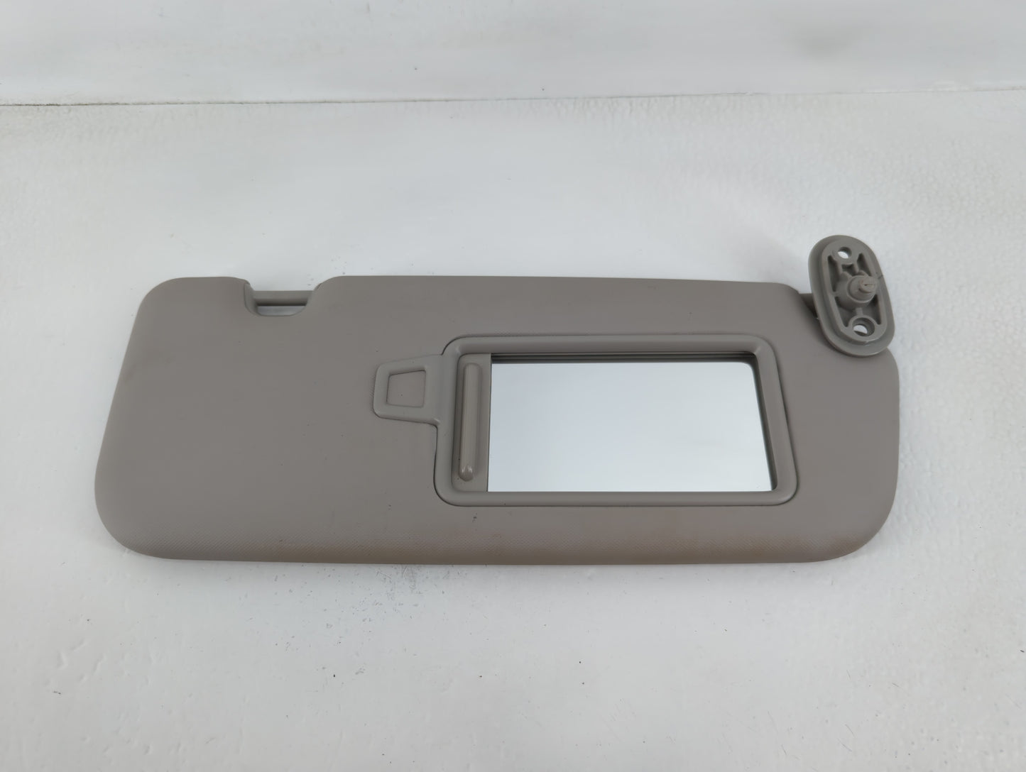 2017-2018 Kia Forte Sun Visor Shade Replacement Passenger Right Mirror Fits Fits 2017 2018 OEM Used Auto Parts - Oemusedautoparts1.com