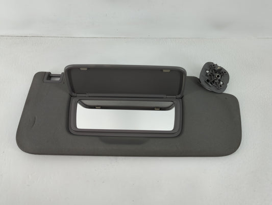 2019-2022 Chevrolet Silverado 1500 Sun Visor Shade Replacement Passenger Right Mirror Fits Fits 2019 2020 2021 2022 OEM Used Auto Parts - Oemusedautoparts1.com