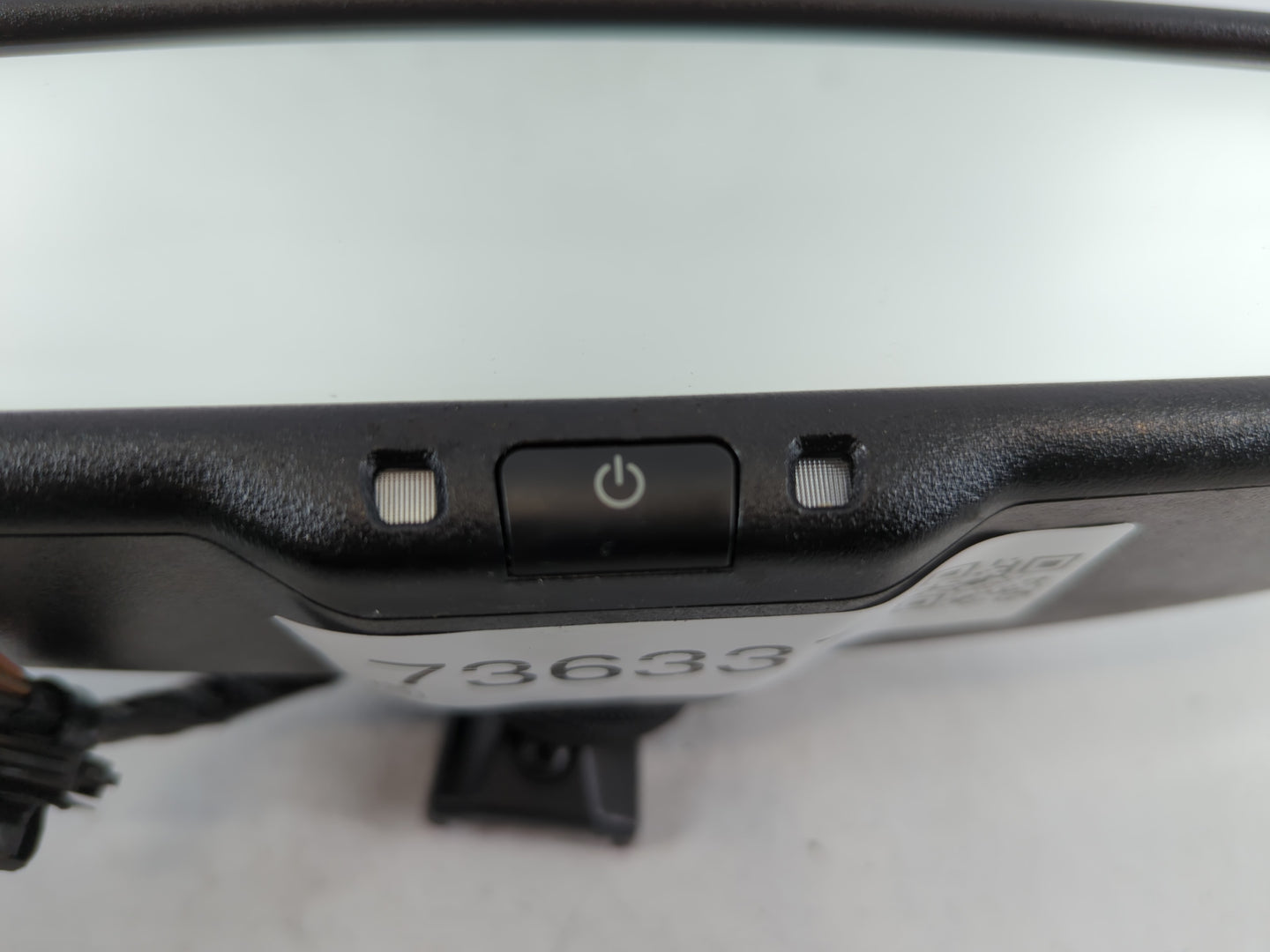 2017 Dodge Caravan Interior Rear View Mirror Replacement OEM P/N:E11026130 Fits Fits 2013 2014 2015 2016 OEM Used Auto Parts - Oemusedautoparts1.com