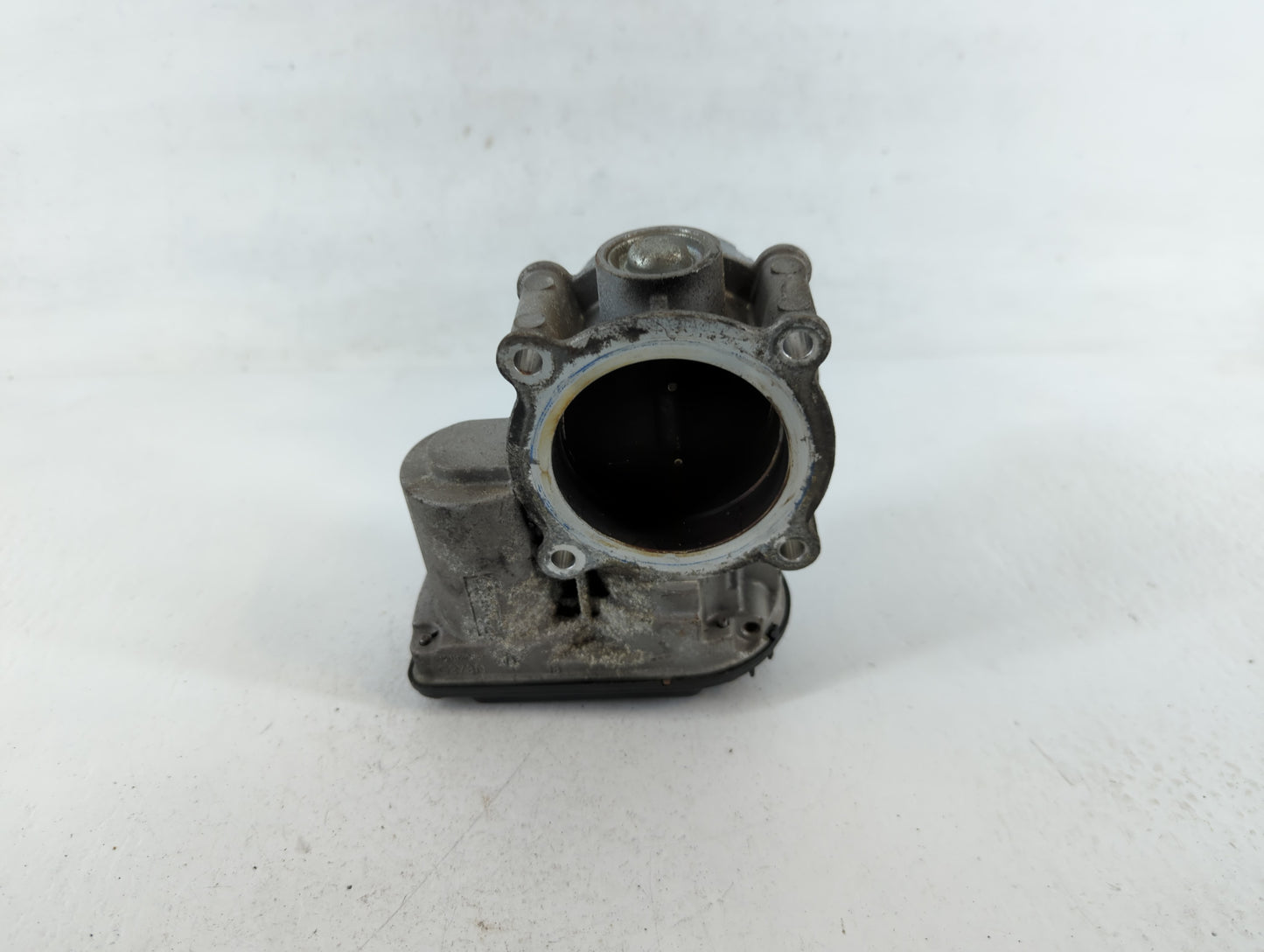 2010-2012 Ford Fusion Throttle Body P/N:DS7E-9F991-AF Fits Fits 2009 2010 2011 2012 OEM Used Auto Parts - Oemusedautoparts1.com