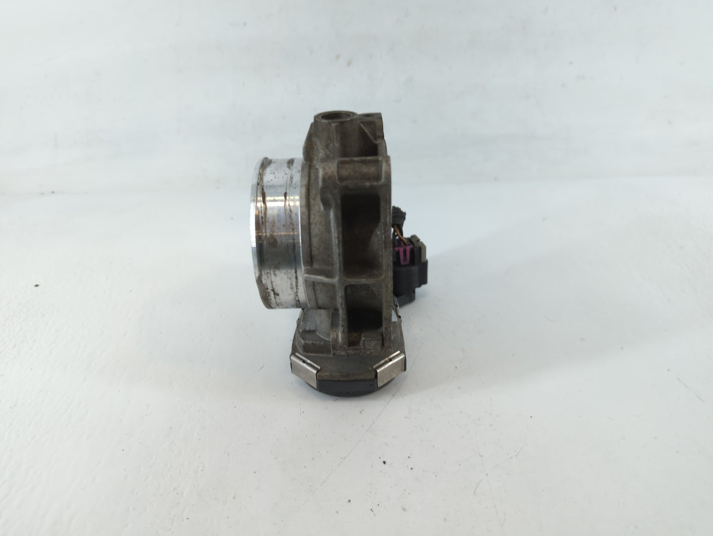 2007-2011 Cadillac Srx Throttle Body P/N:AA994AA7575 Fits Fits 2007 2008 2009 2010 2011 2012 OEM Used Auto Parts - Oemusedautoparts1.com