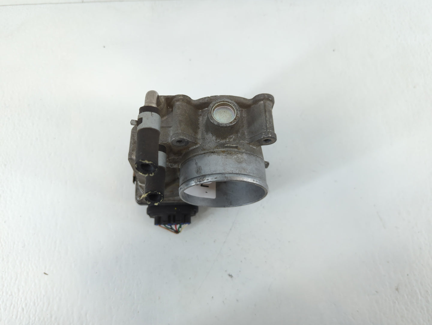 2013-2018 Nissan Altima Throttle Body P/N:3TA60-01 Fits Fits 2013 2014 2015 2016 2017 2018 2019 2020 OEM Used Auto Parts - Oemusedautoparts1.com