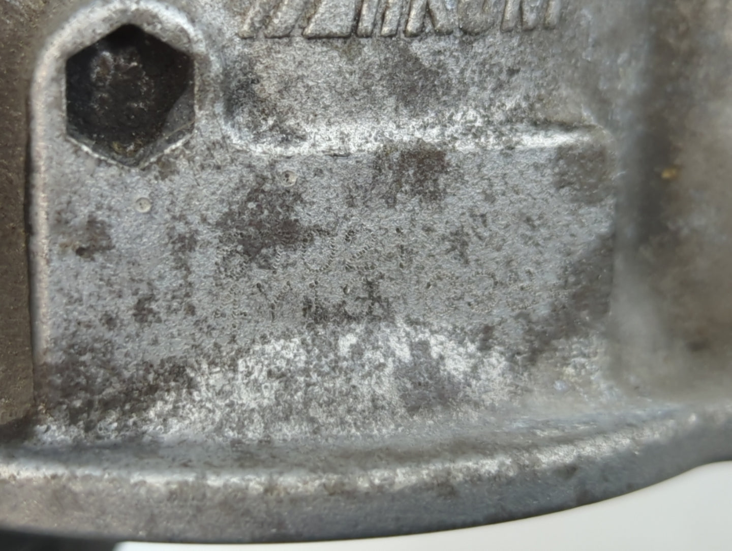 2013-2017 Mitsubishi Outlander Throttle Body Fits Fits 2013 2014 2015 2016 2017 OEM Used Auto Parts - Oemusedautoparts1.com