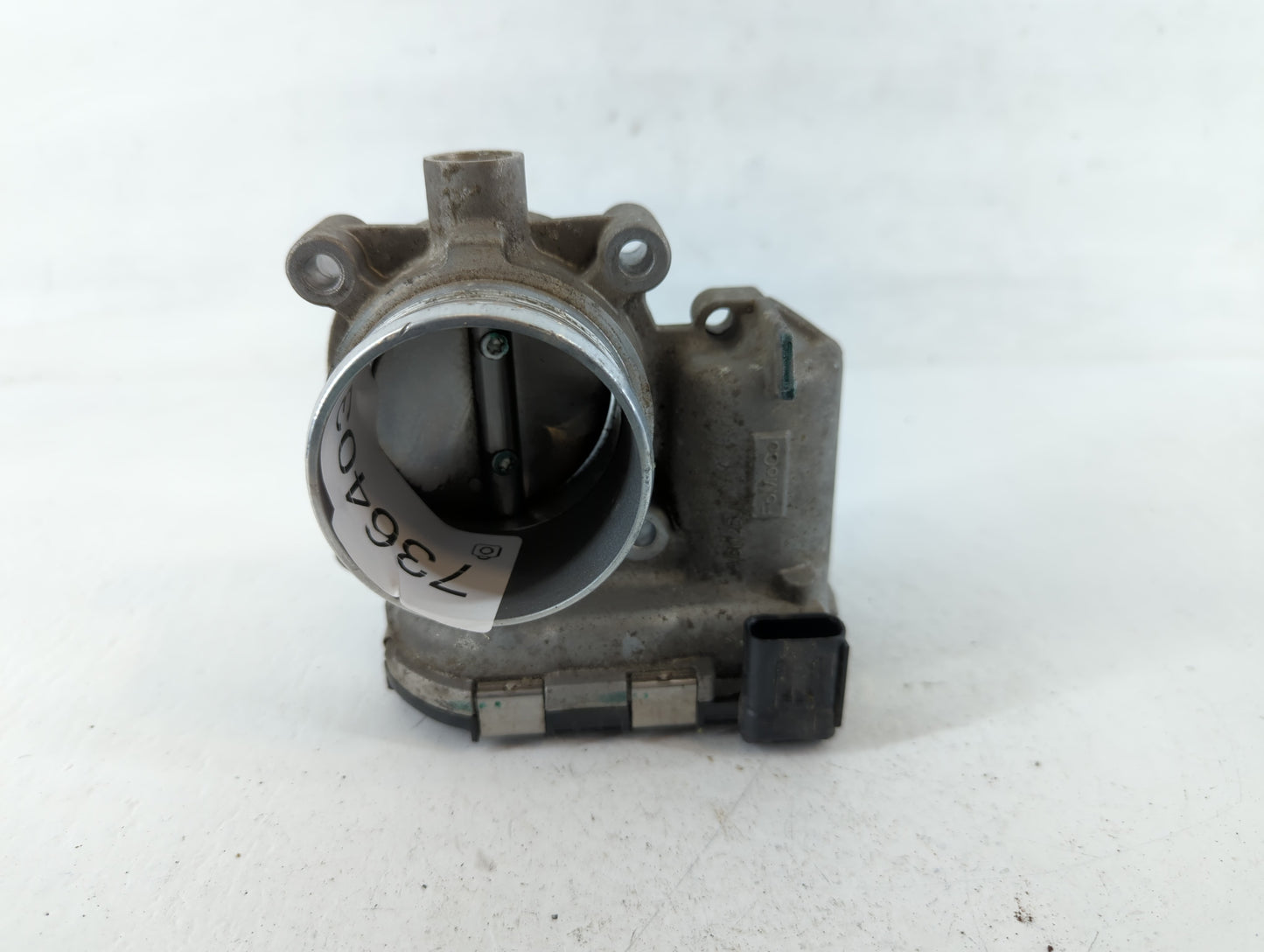 2014 Ford Focus Throttle Body P/N:ds7e-9f991-BB Fits OEM Used Auto Parts - Oemusedautoparts1.com
