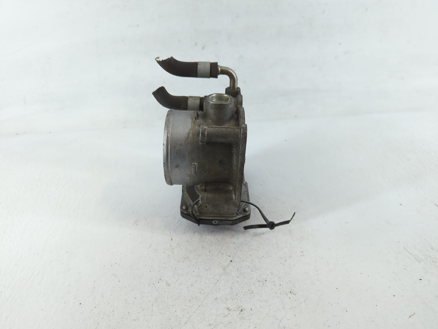 2013-2018 Nissan Altima Throttle Body P/N:3TA60-01 A Fits Fits 2013 2014 2015 2016 2017 2018 2019 2020 OEM Used Auto Parts - Oemusedautoparts1.com