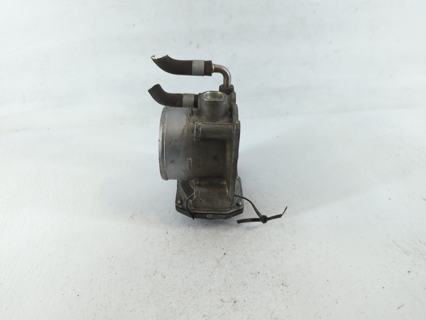 2013-2018 Nissan Altima Throttle Body P/N:3TA60-01 A Fits Fits 2013 2014 2015 2016 2017 2018 2019 2020 OEM Used Auto Parts - Oemusedautoparts1.com