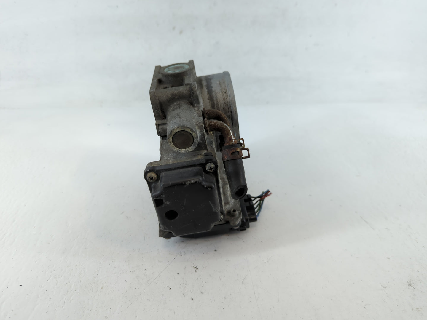 2008-2012 Honda Accord Throttle Body Fits Fits 2008 2009 2010 2011 2012 OEM Used Auto Parts - Oemusedautoparts1.com