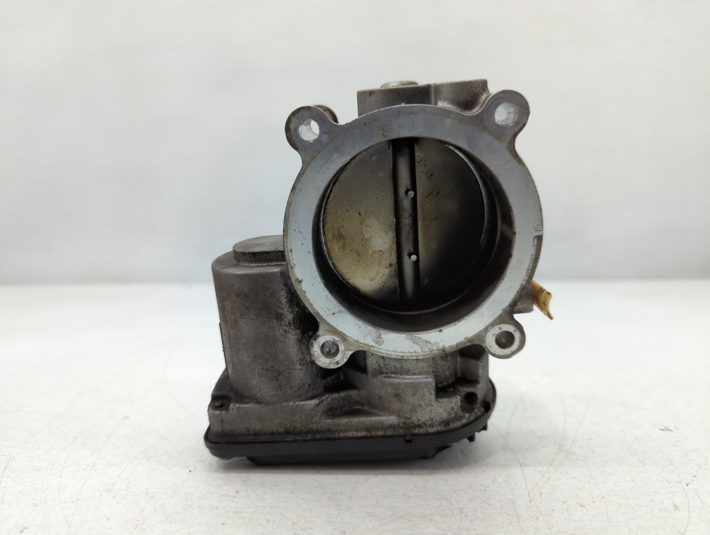 2011-2017 Ford Mustang Throttle Body P/N:2L1430B-0023 PBT-GF20-GS20 Fits Fits 2011 2012 2013 2014 2015 2016 2017 2018 2019 OEM Used Auto Parts - Oemusedautoparts1.com