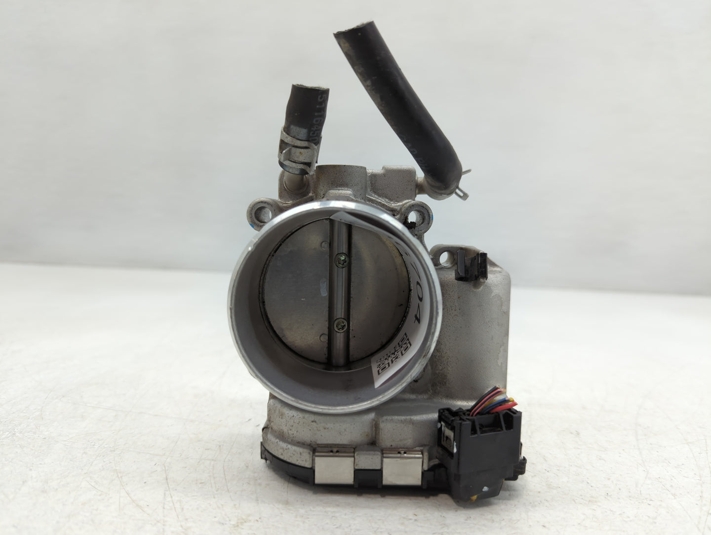 2015-2019 Hyundai Sonata Throttle Body P/N:35100-2G600 Fits Fits 2015 2016 2017 2018 2019 2020 2021 OEM Used Auto Parts - Oemusedautoparts1.com