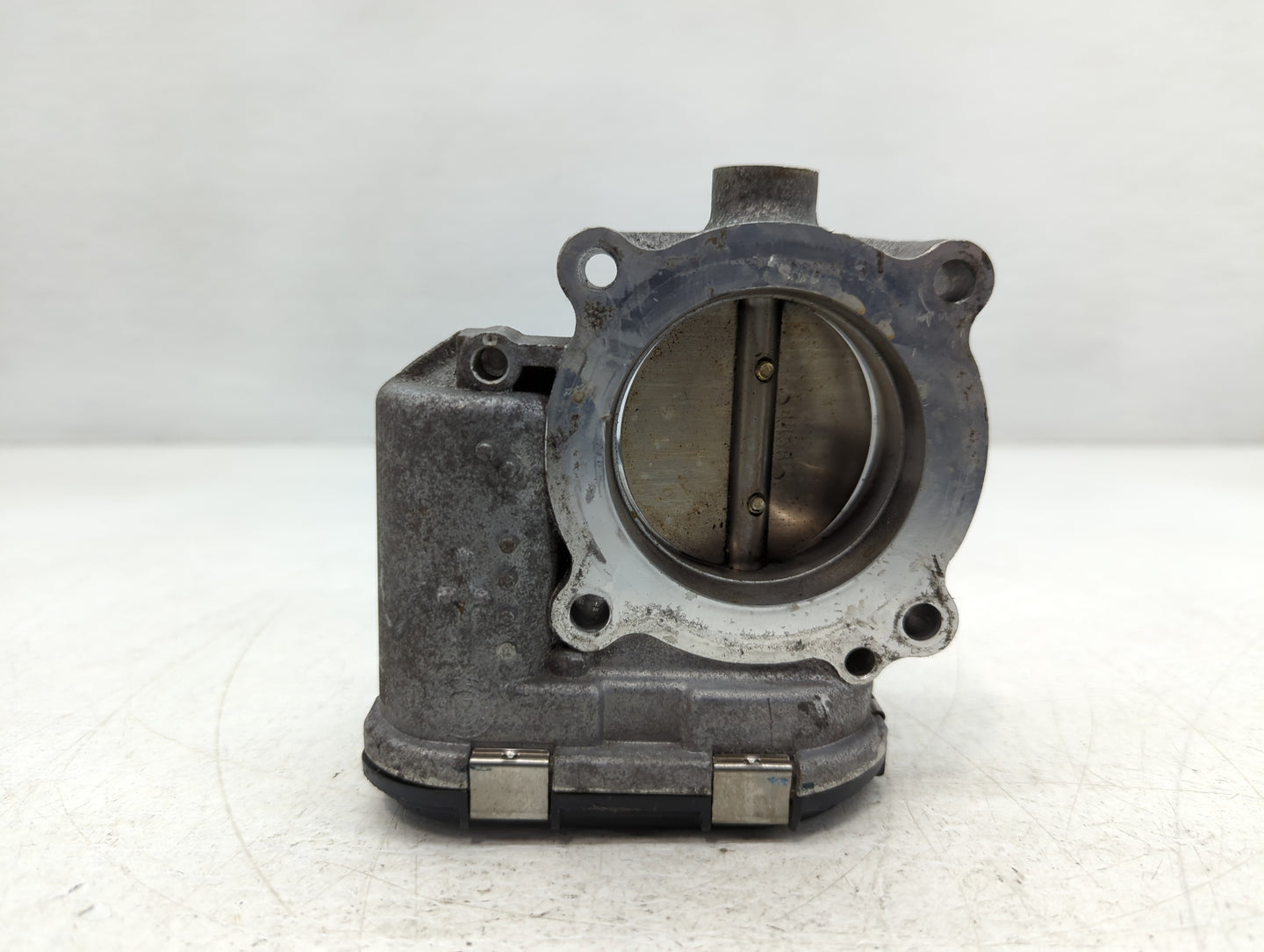 2018-2022 Volkswagen Tiguan Throttle Body P/N:06K133062AN Fits Fits 2018 2019 2020 2021 2022 OEM Used Auto Parts - Oemusedautoparts1.com