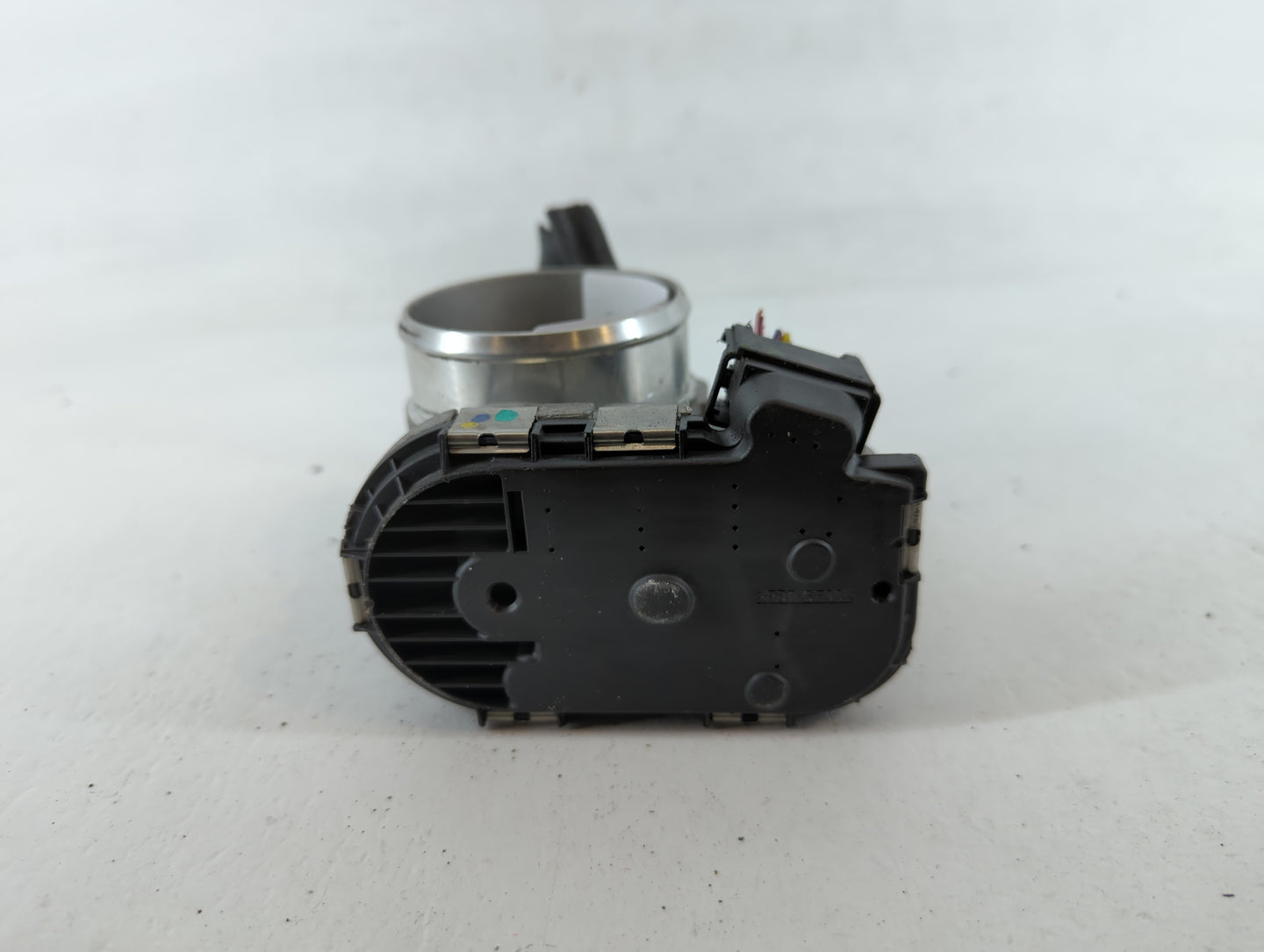 2011-2014 Hyundai Sonata Throttle Body Fits Fits 2011 2012 2013 2014 2015 2016 OEM Used Auto Parts - Oemusedautoparts1.com