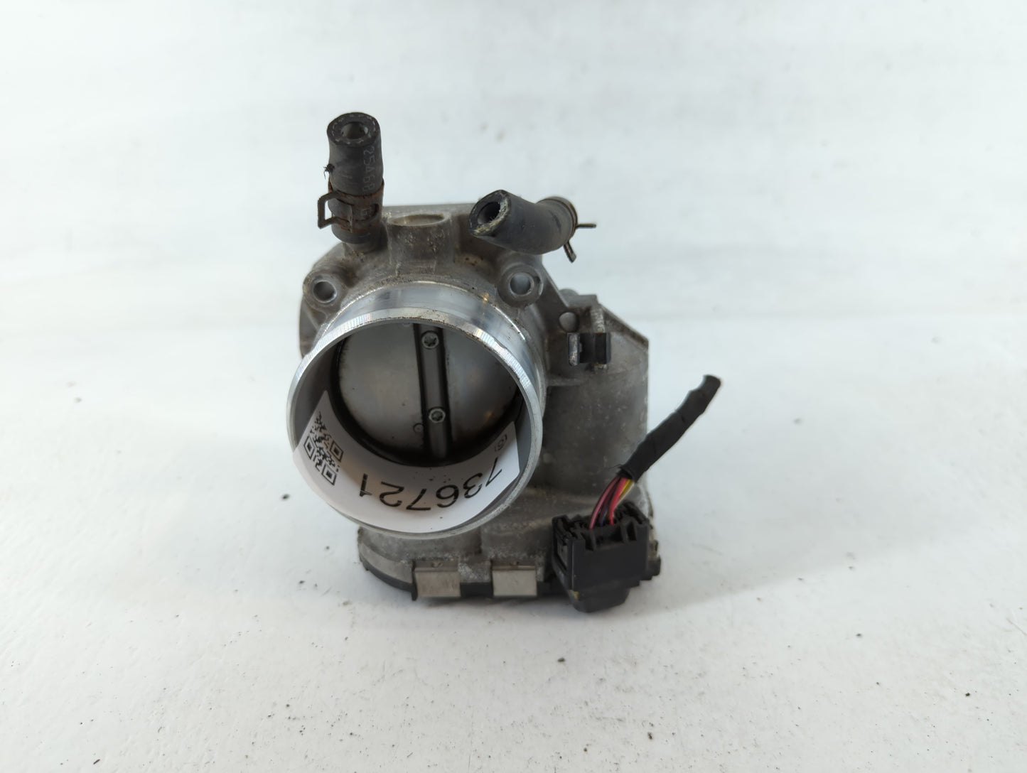 2011-2014 Hyundai Sonata Throttle Body P/N:35100-2G700 Fits Fits 2011 2012 2013 2014 2015 2016 OEM Used Auto Parts - Oemusedautoparts1.com