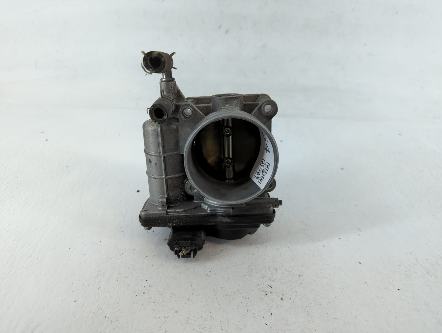 2014-2018 Infiniti Q50 Throttle Body P/N:5518H RME60-16 Fits OEM Used Auto Parts - Oemusedautoparts1.com