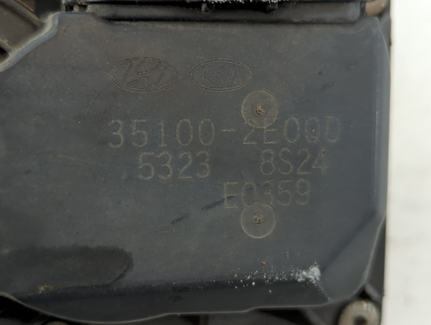 2011-2020 Hyundai Elantra Throttle Body P/N:35100-2E000 Fits Fits 2011 2012 2013 2014 2015 2016 2017 2018 2019 2020 2021 OEM Used Auto Parts - Oemusedautoparts1.com
