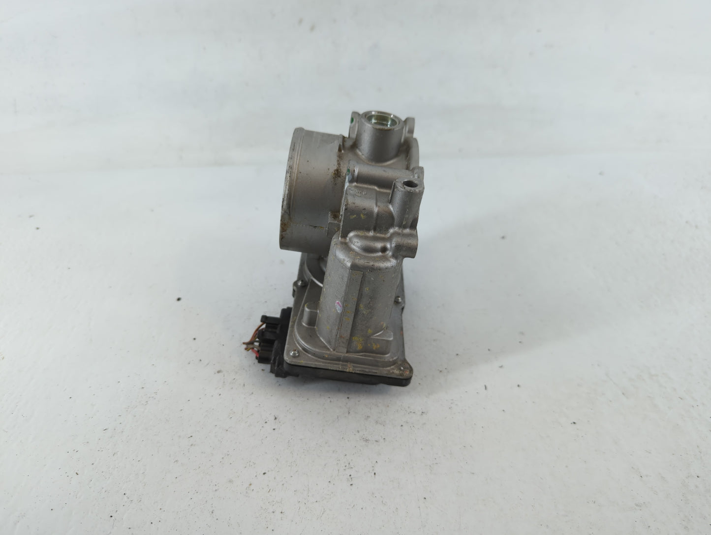 2020-2022 Kia Forte Throttle Body P/N:35100-2E710 Fits Fits 2020 2021 2022 OEM Used Auto Parts - Oemusedautoparts1.com