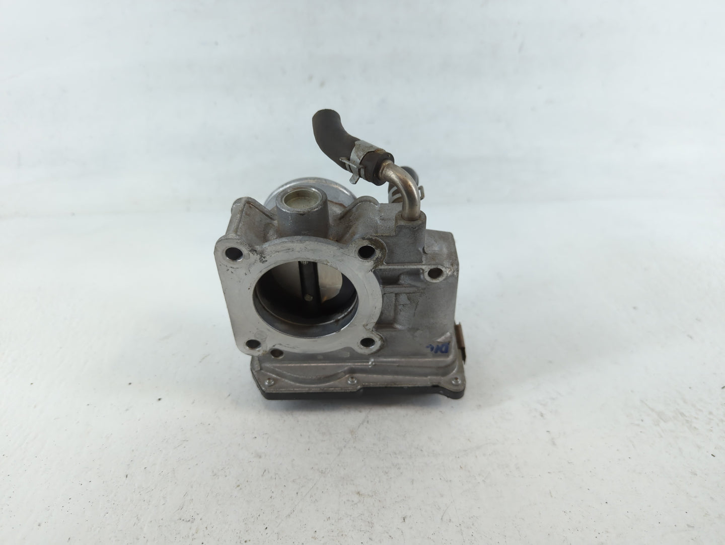 2017 Nissan Versa Note Throttle Body P/N:3AA50-02 F Fits Fits 2012 2013 2014 2015 2016 2018 2019 OEM Used Auto Parts - Oemusedautoparts1.com