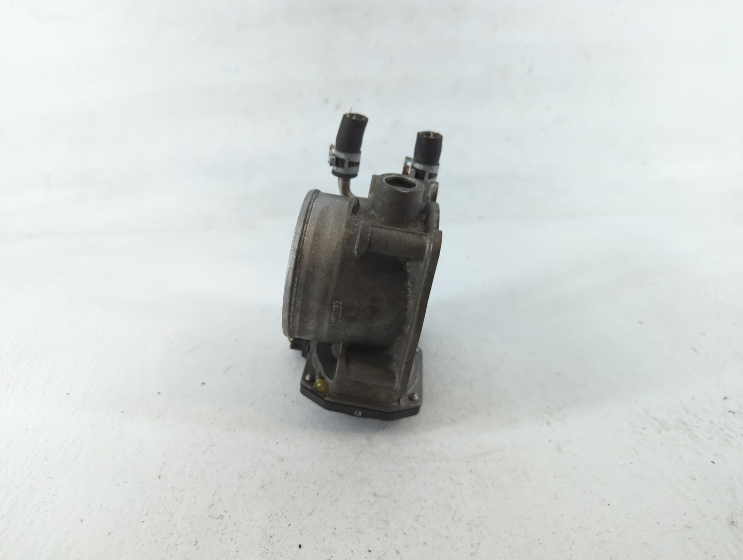 2007-2017 Toyota Camry Throttle Body P/N:22030-0P050 Fits OEM Used Auto Parts - Oemusedautoparts1.com