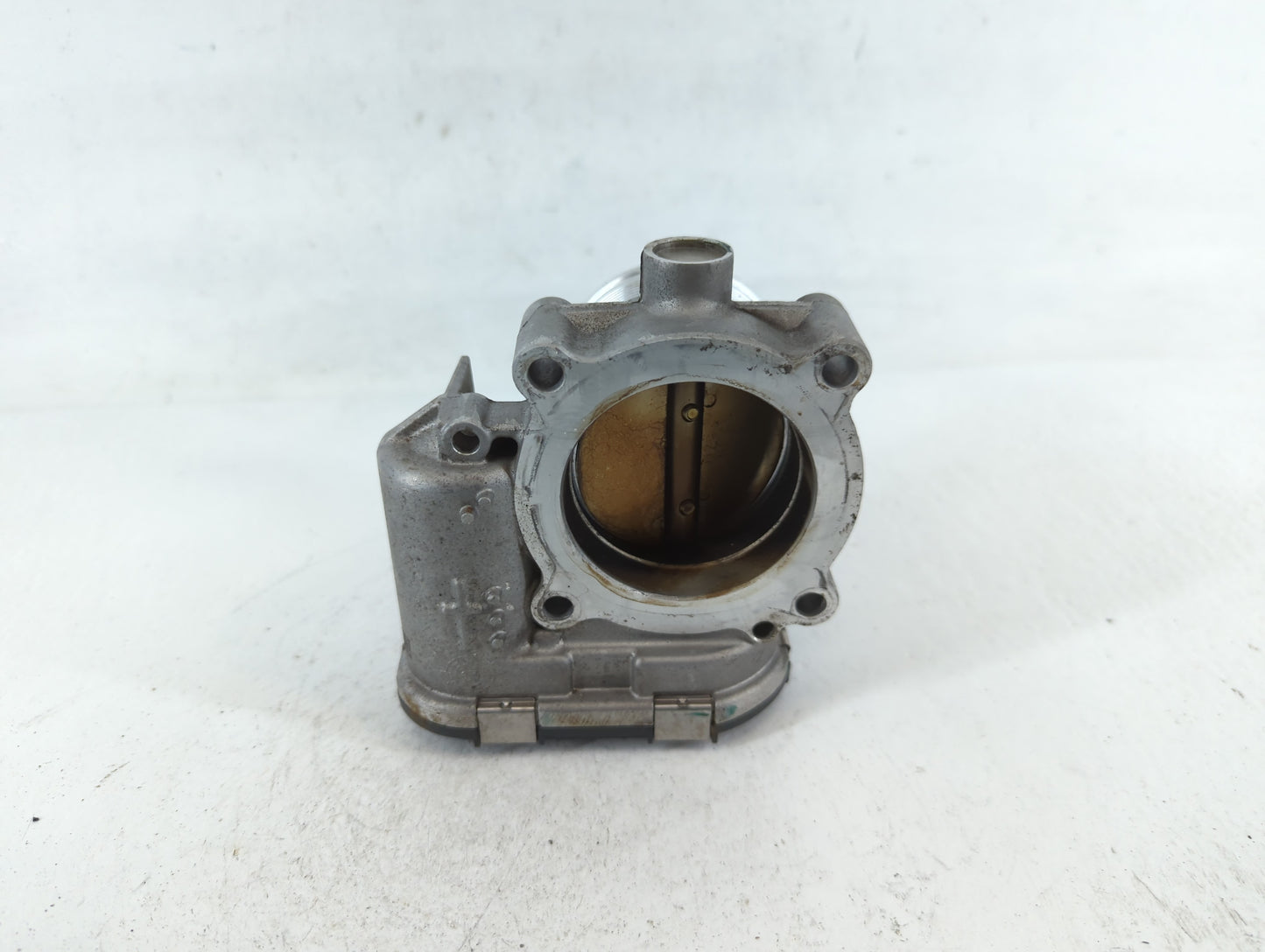 2014-2017 Volkswagen Jetta Throttle Body P/N:06K 133 062 E Fits Fits 2014 2015 2016 2017 OEM Used Auto Parts - Oemusedautoparts1.com