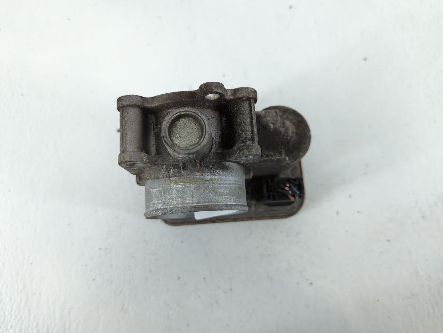 2007-2017 Jeep Patriot Throttle Body Fits Fits 2007 2008 2009 2010 2011 2012 2013 2014 2015 2016 2017 2018 OEM Used Auto Parts - Oemusedautoparts1.com