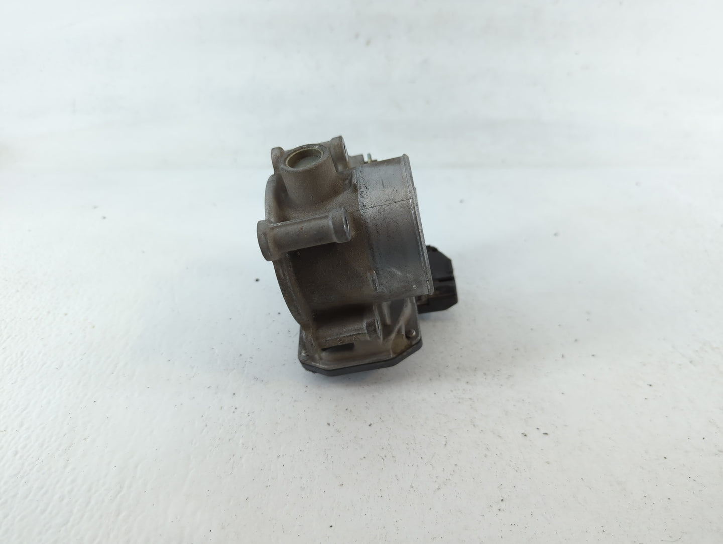 2014-2017 Mazda 6 Throttle Body P/N:K4238 Fits Fits 2014 2015 2016 2017 2018 OEM Used Auto Parts - Oemusedautoparts1.com