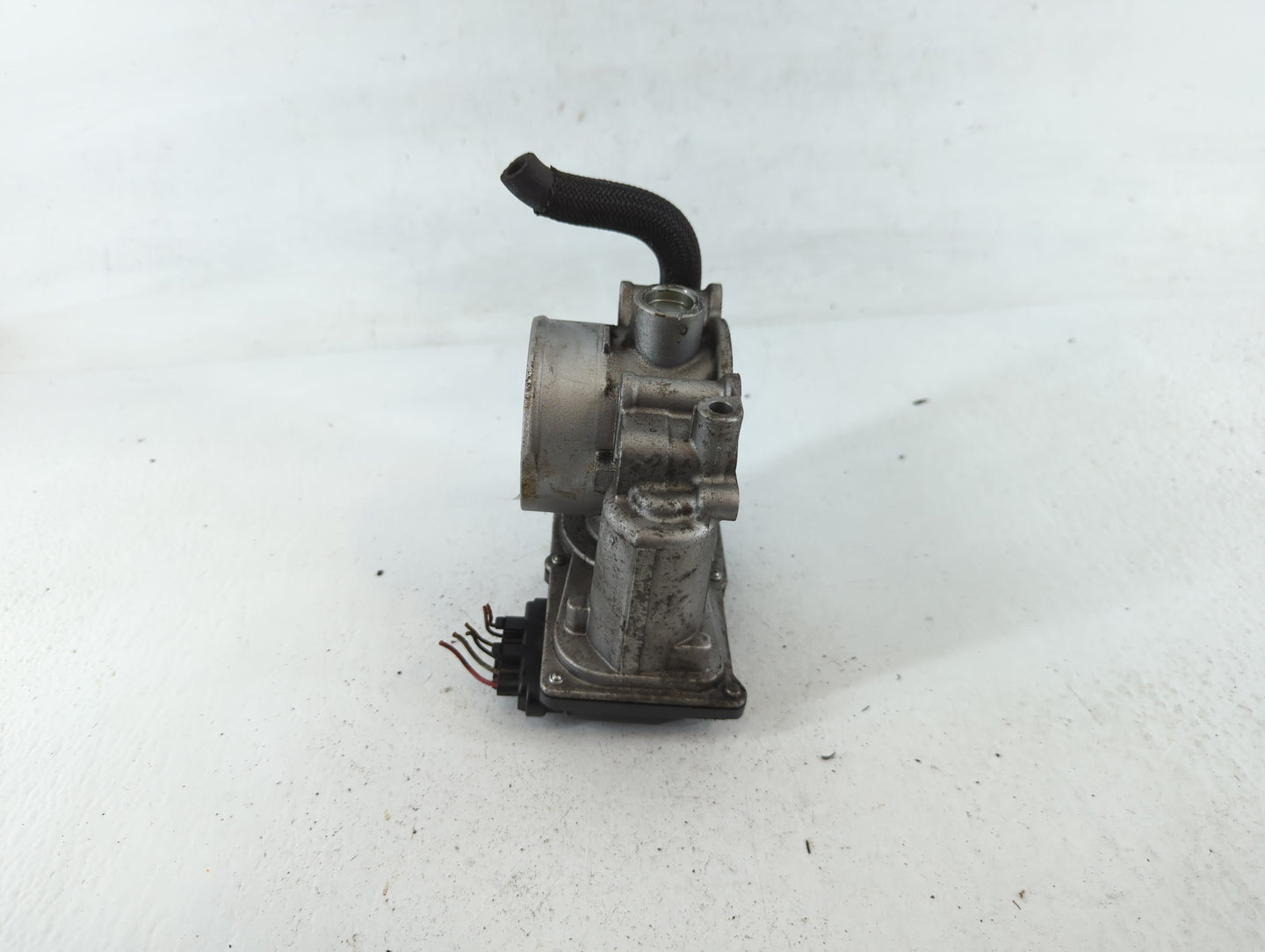 2019 Kia Forte Throttle Body P/N:6100 07B04 35100-2E710 Fits OEM Used Auto Parts - Oemusedautoparts1.com