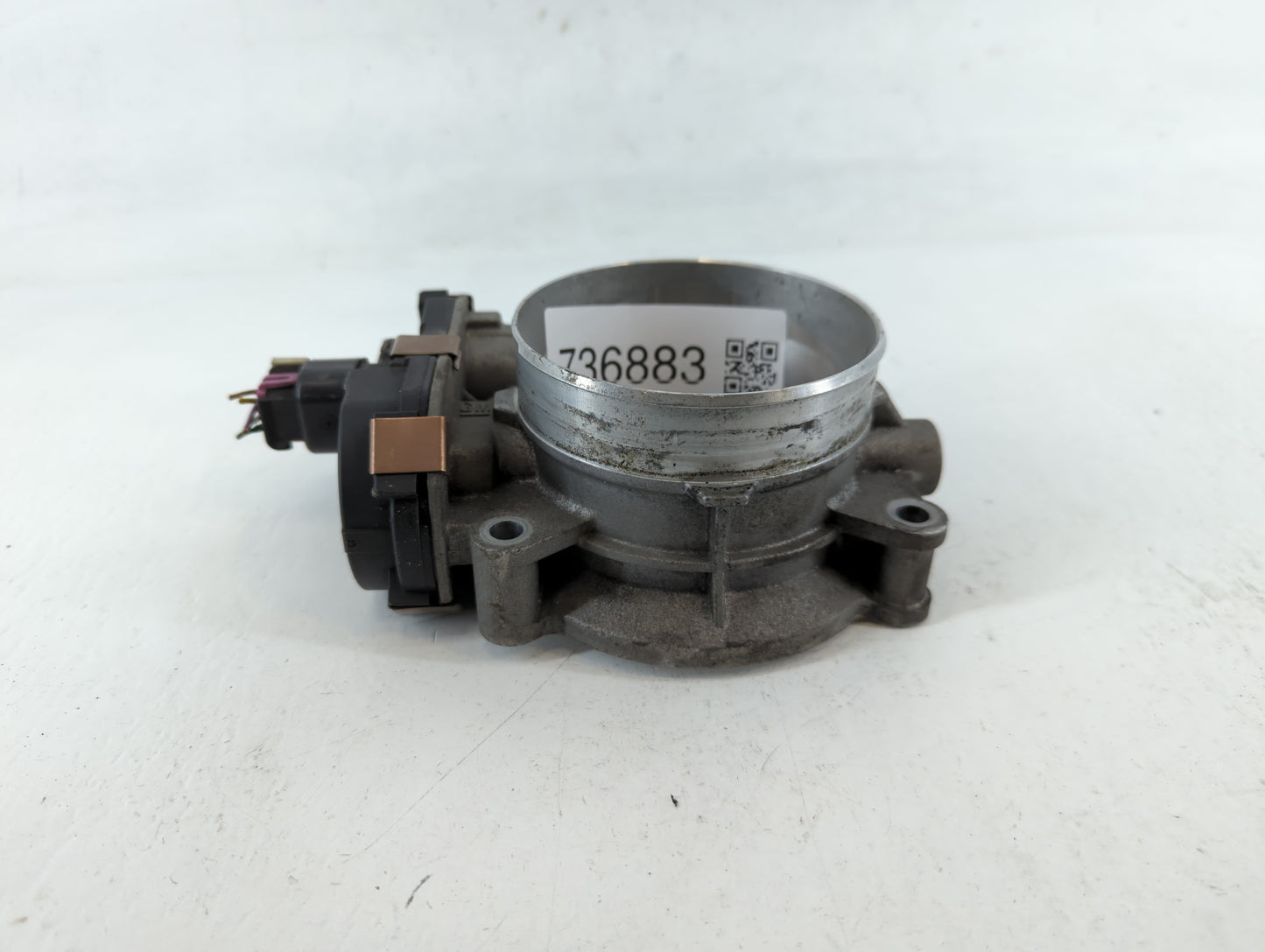 2012 Chevrolet Avalanche 1500 Throttle Body P/N:RME87-3C9992 Fits Fits 2009 2010 2011 2013 2014 2015 OEM Used Auto Parts - Oemusedautoparts1.com