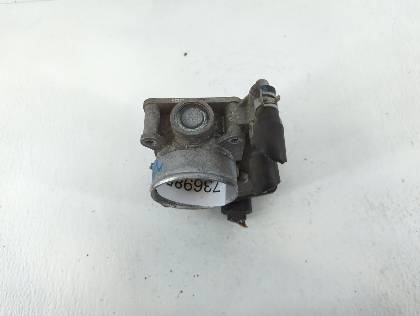 2008-2013 Infiniti G37 Throttle Body P/N:9302H RME60-21 Fits OEM Used Auto Parts - Oemusedautoparts1.com