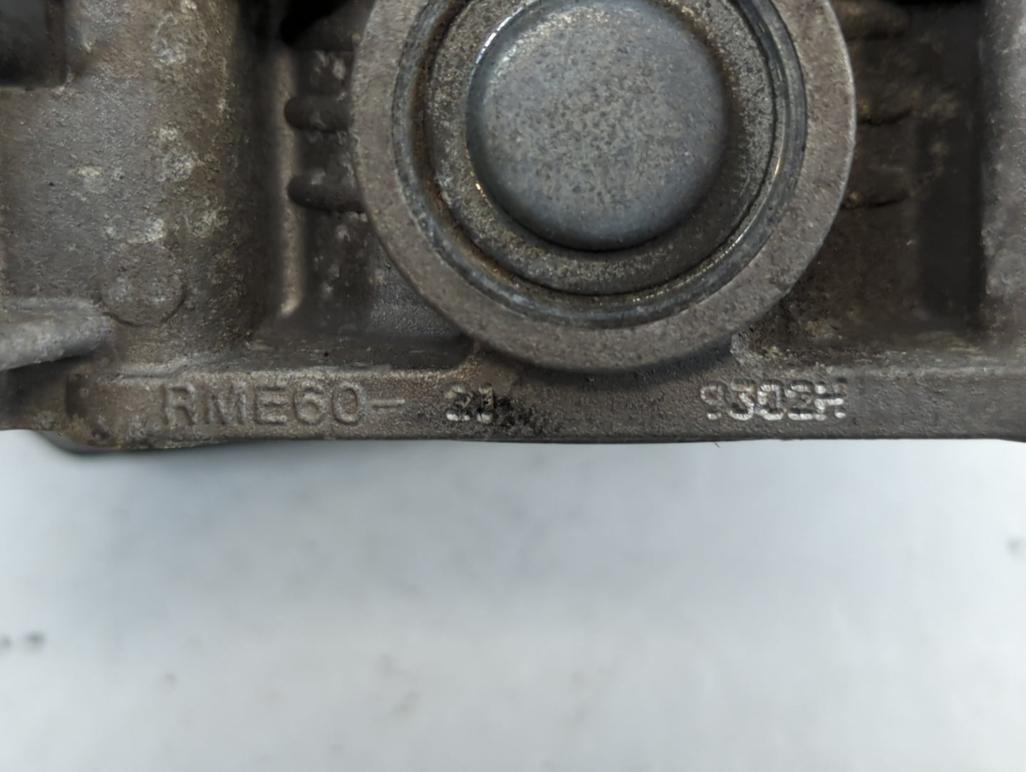 2008-2013 Infiniti G37 Throttle Body P/N:9302H RME60-21 Fits OEM Used Auto Parts - Oemusedautoparts1.com