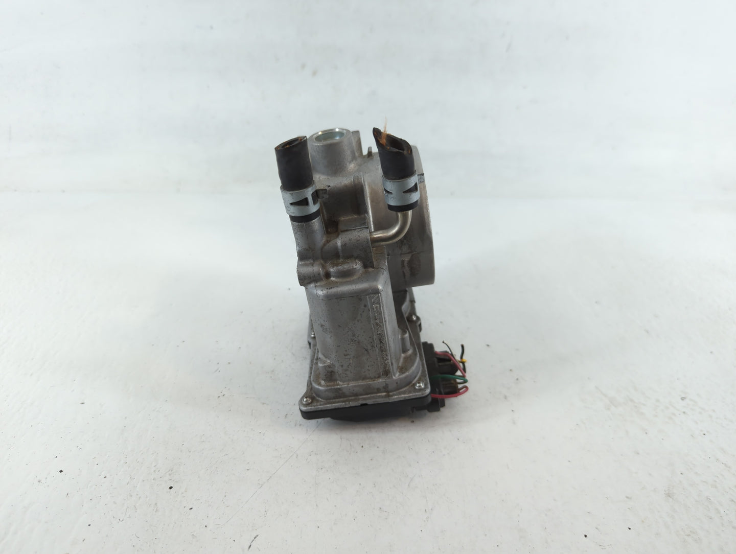 2007-2018 Lexus Es350 Throttle Body P/N:22030-31030 Fits OEM Used Auto Parts - Oemusedautoparts1.com