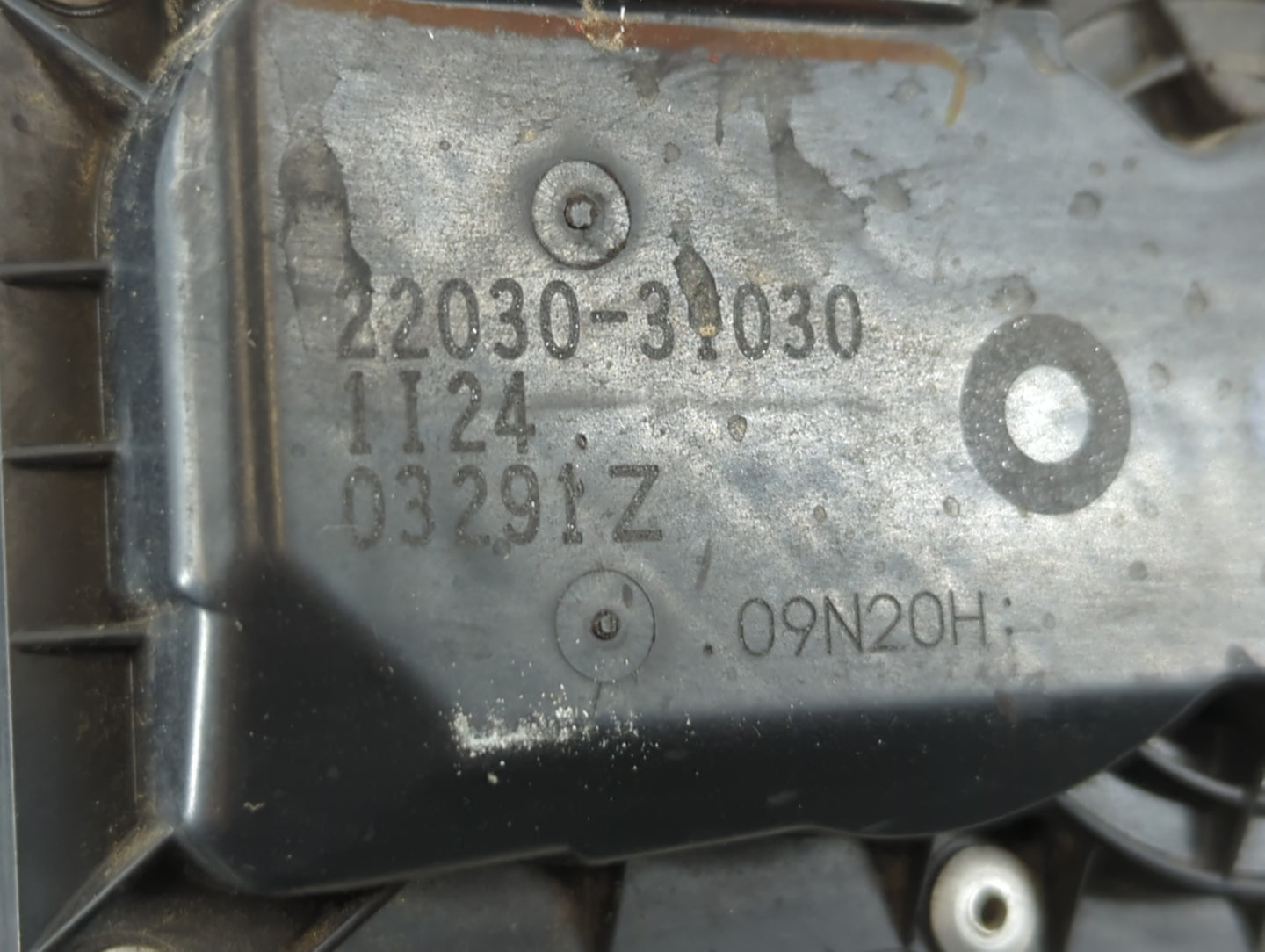 2007-2018 Lexus Es350 Throttle Body P/N:22030-31030 Fits OEM Used Auto Parts - Oemusedautoparts1.com