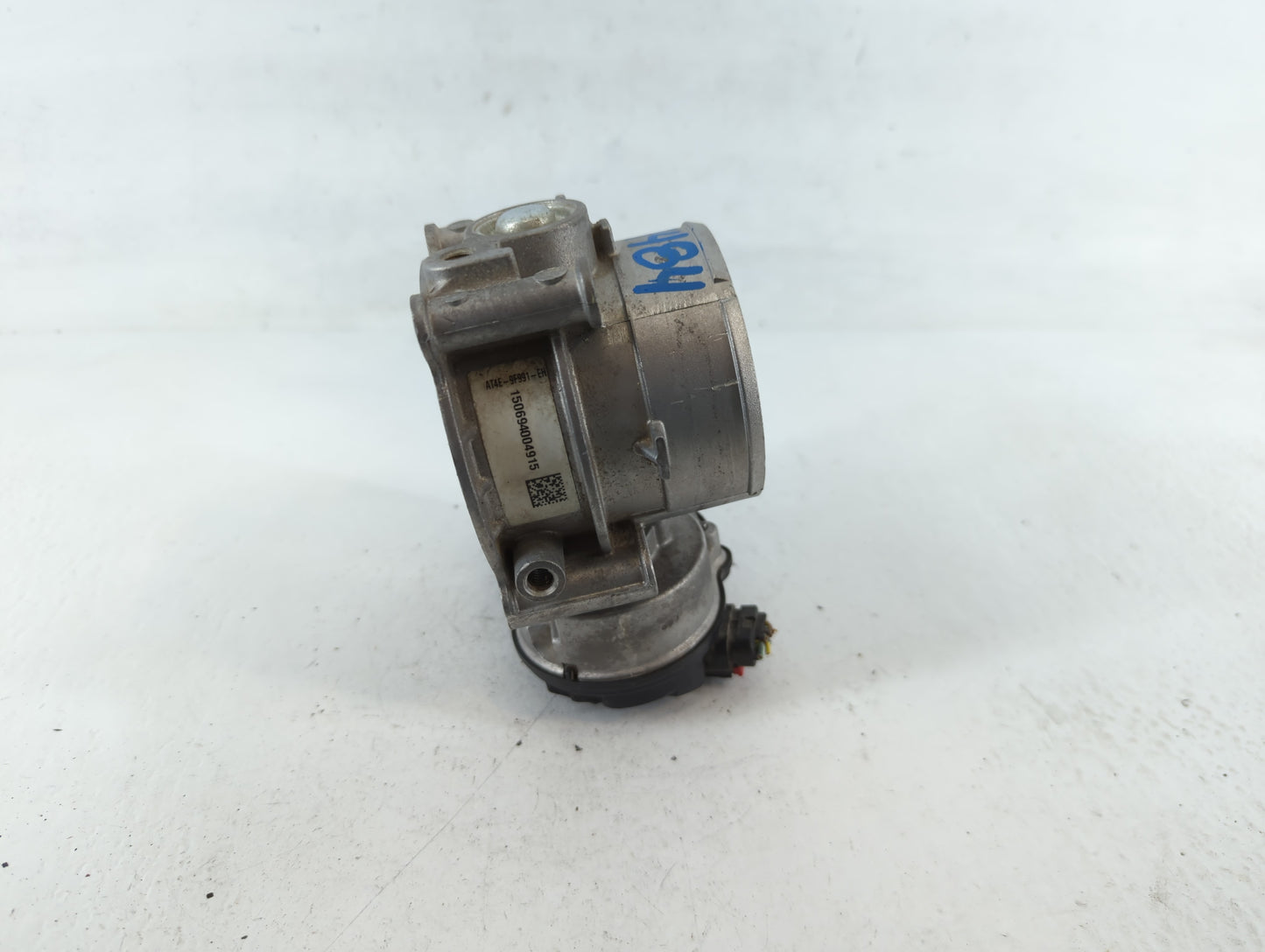2013-2019 Ford Taurus Throttle Body P/N:150694004915 AT4E-9F991-EH Fits Fits 2011 2012 2013 2014 2015 2016 2017 2018 2019 OEM Used Auto Parts - Oemusedautoparts1.com