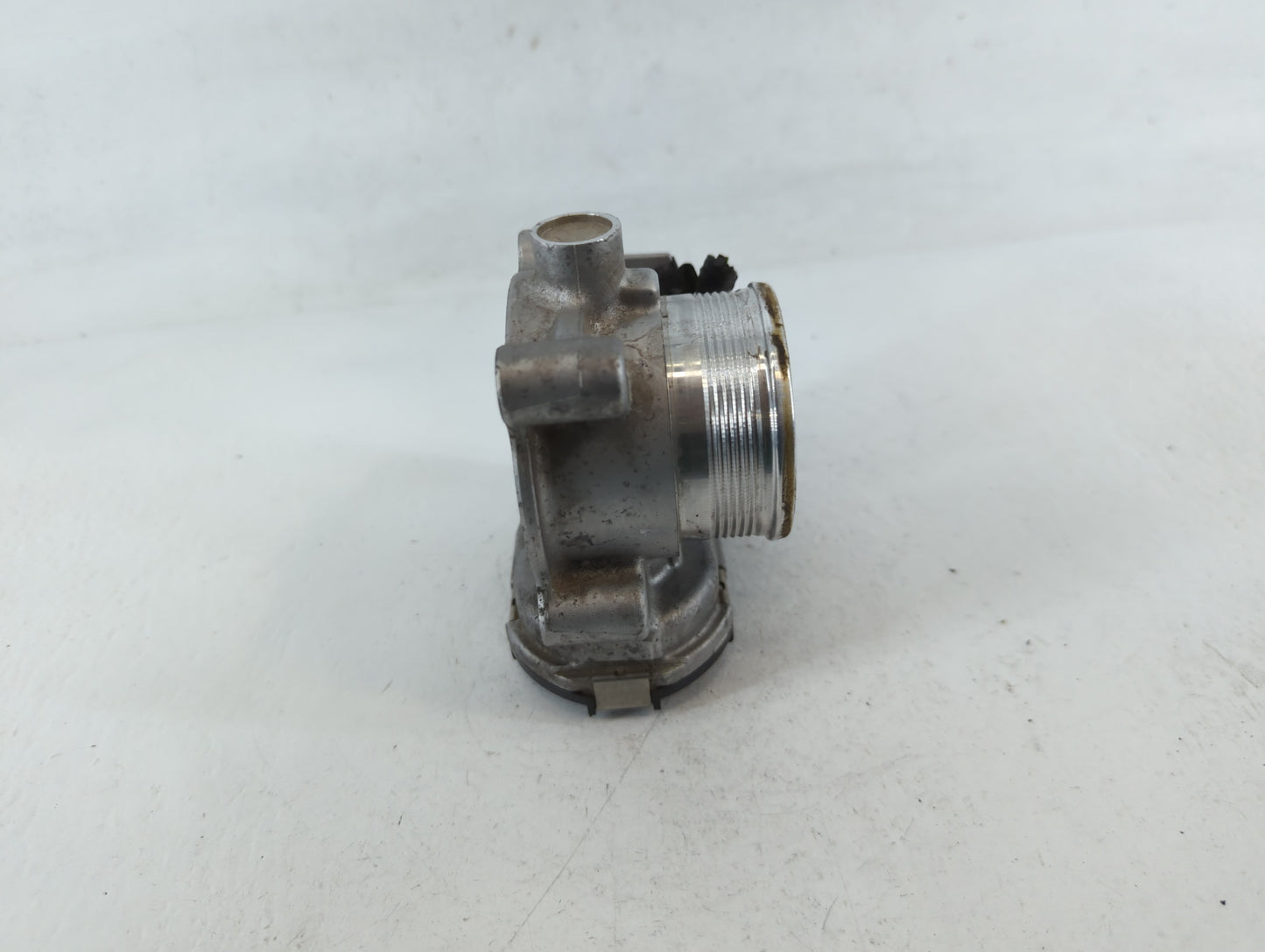 2014-2020 Ford Fusion Throttle Body P/N:DS7E-9F991-BB Fits Fits 2014 2015 2016 2017 2018 2019 2020 2021 2022 OEM Used Auto Parts - Oemusedautoparts1.com