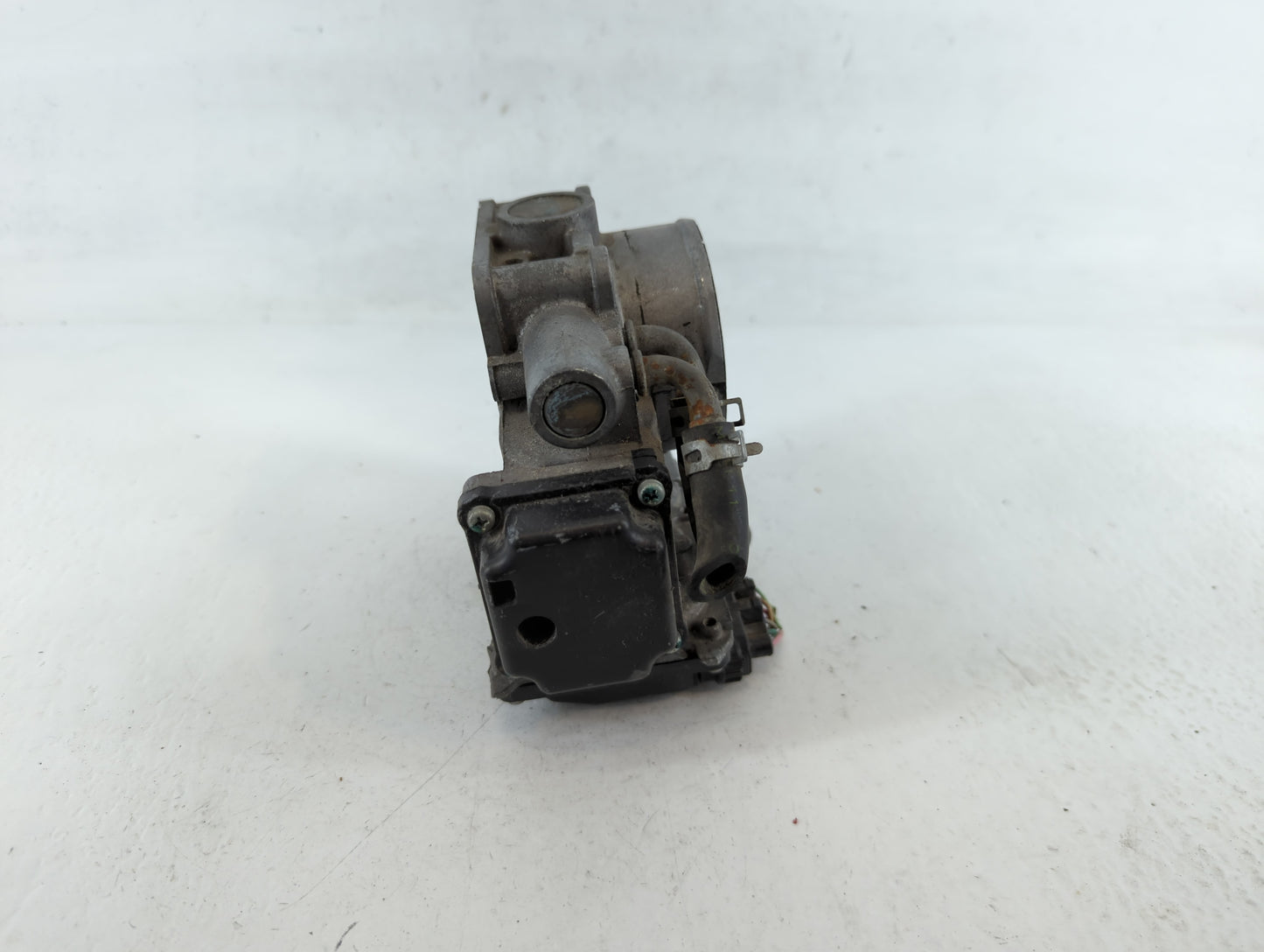 2010-2013 Honda Cr-V Throttle Body P/N:U22250540158 GMD7E Fits Fits 2010 2011 2012 2013 2014 OEM Used Auto Parts - Oemusedautoparts1.com