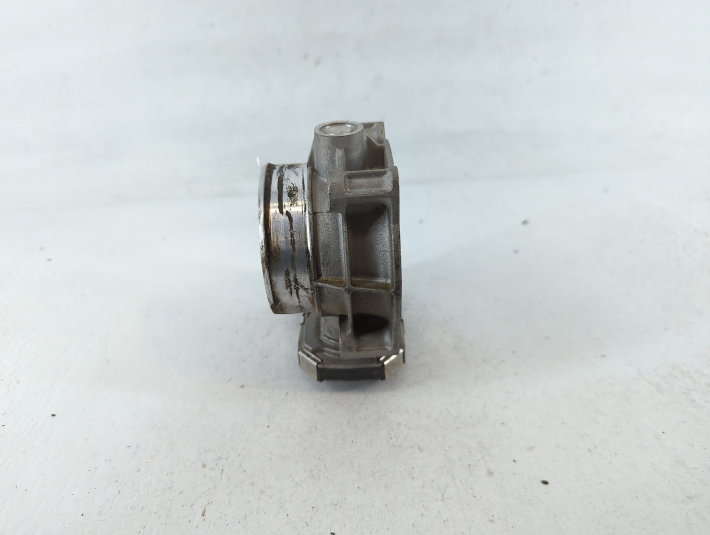 2017-2022 Chevrolet Traverse Throttle Body P/N:12632172BA Fits Fits 2012 2013 2014 2015 2016 2017 2018 2019 2020 2021 2022 OEM Used Auto Parts - Oemusedautoparts1.com