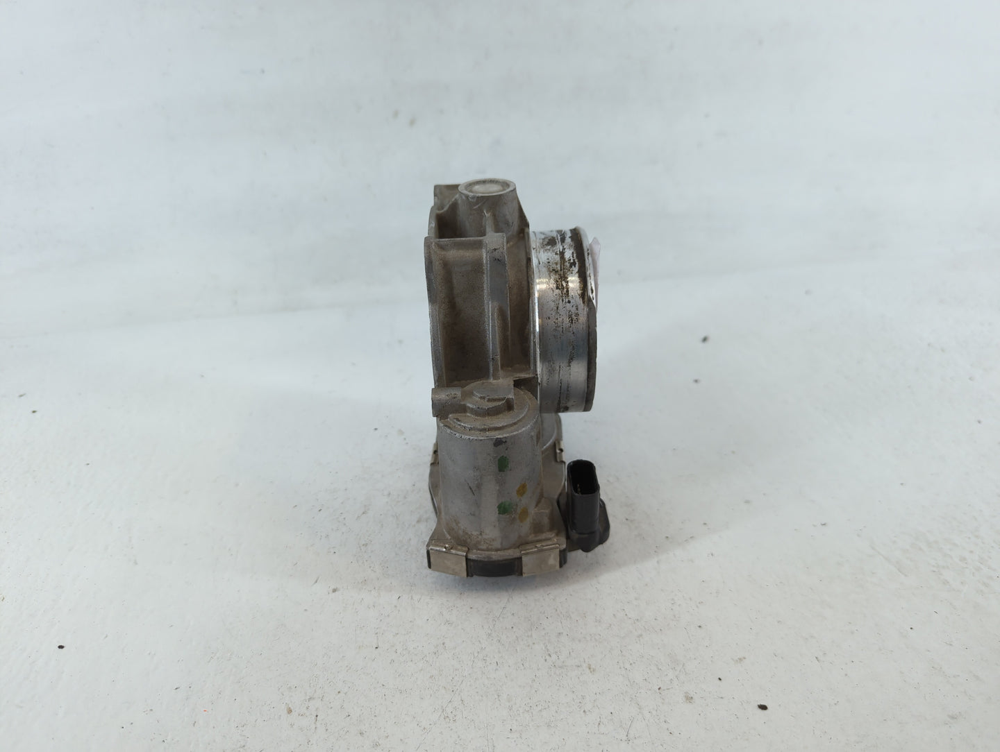 2017-2022 Chevrolet Traverse Throttle Body P/N:12632172BA Fits Fits 2012 2013 2014 2015 2016 2017 2018 2019 2020 2021 2022 OEM Used Auto Parts - Oemusedautoparts1.com