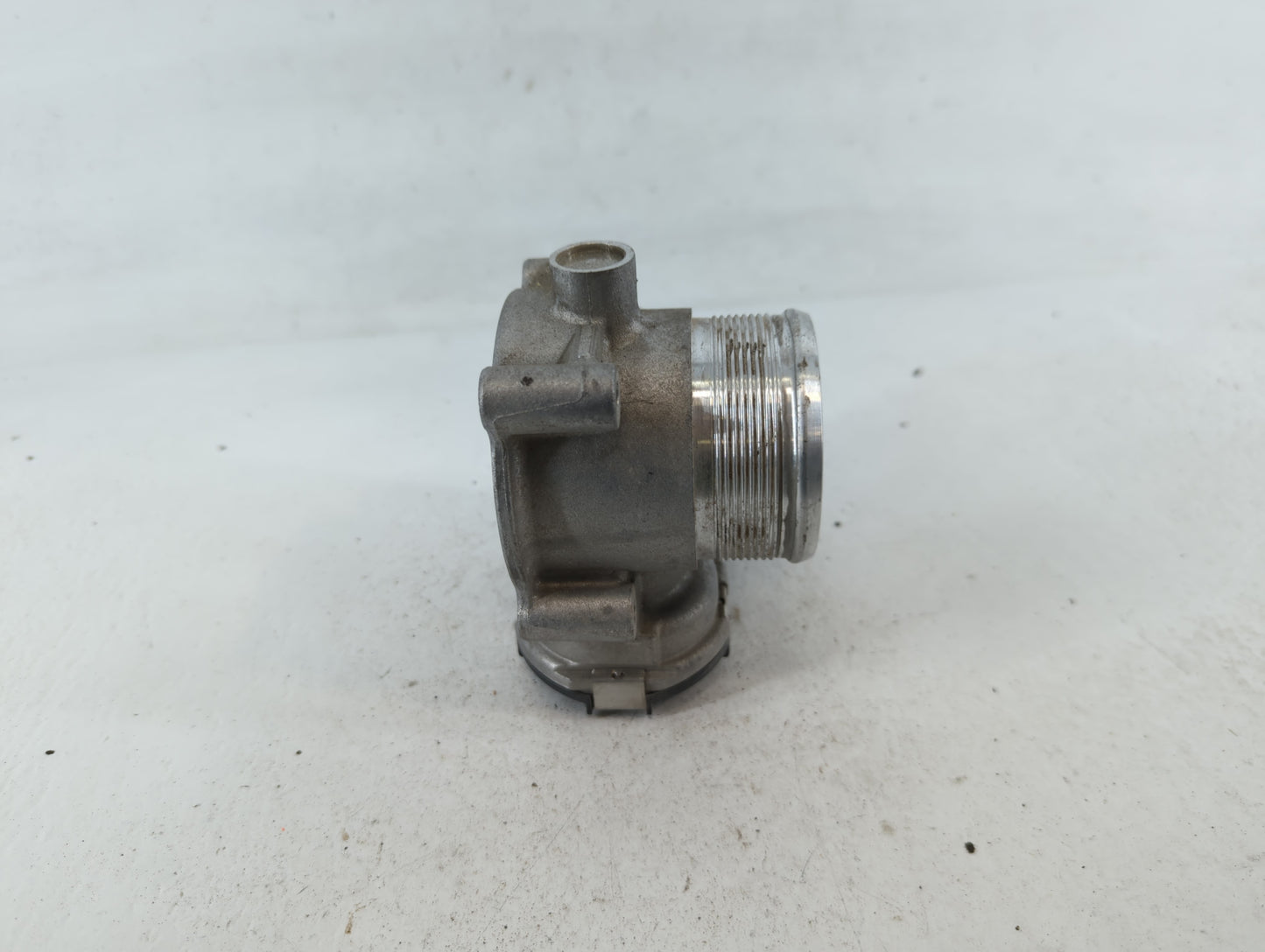 2017-2018 Audi A3 Throttle Body P/N:06K 133 062 M Fits Fits 2017 2018 2019 2020 2021 2022 OEM Used Auto Parts - Oemusedautoparts1.com