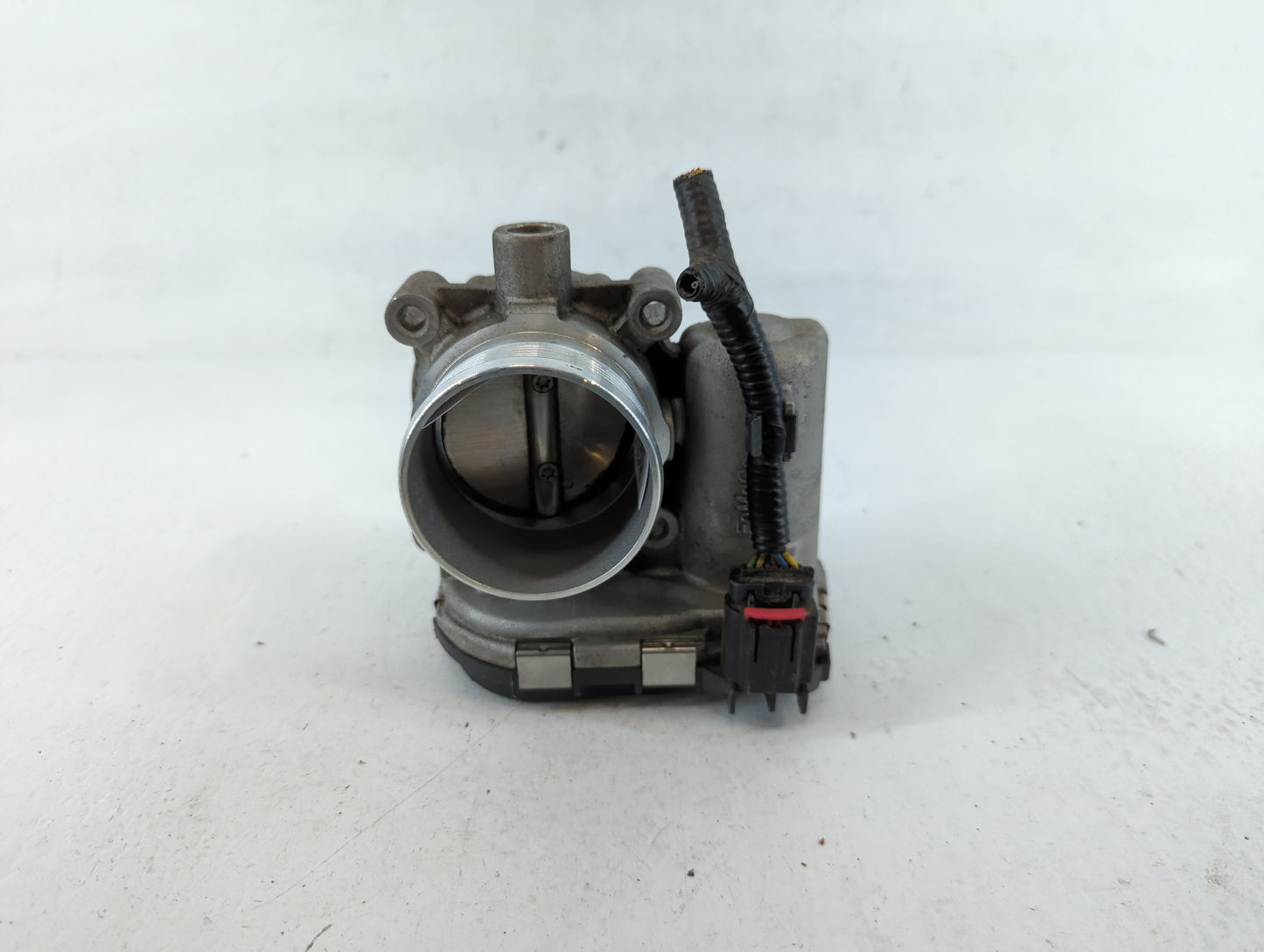 2013 Ford Fusion Throttle Body P/N:12235 CM5E 9F991AD Fits Fits 2012 2014 2015 2016 2017 OEM Used Auto Parts - Oemusedautoparts1.com