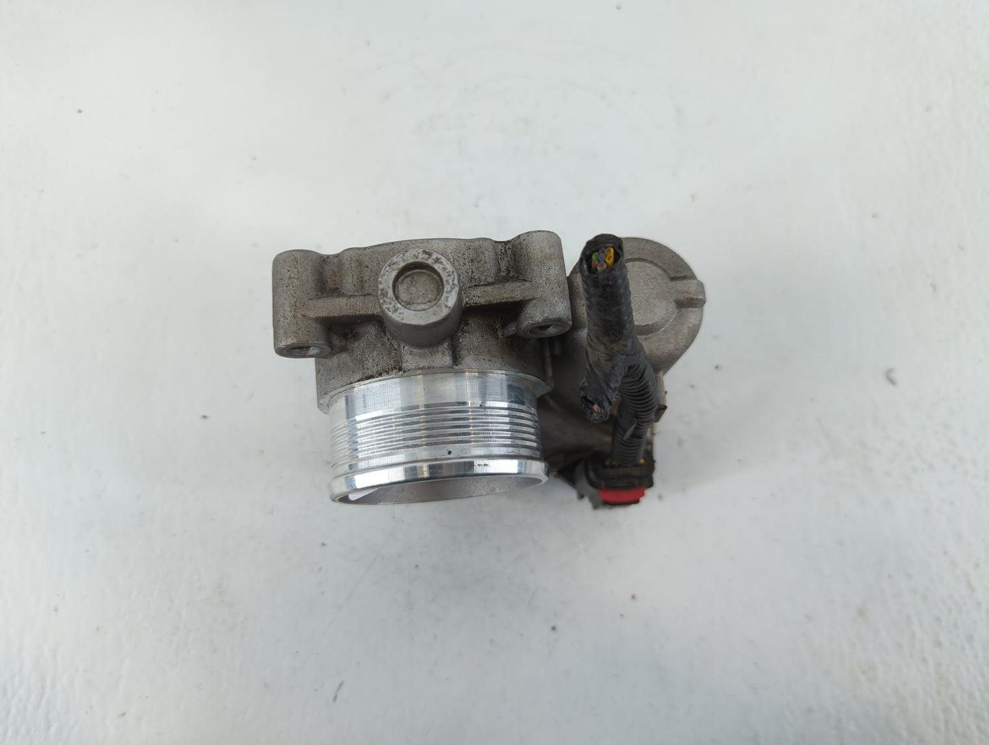 2013 Ford Fusion Throttle Body P/N:12235 CM5E 9F991AD Fits Fits 2012 2014 2015 2016 2017 OEM Used Auto Parts - Oemusedautoparts1.com