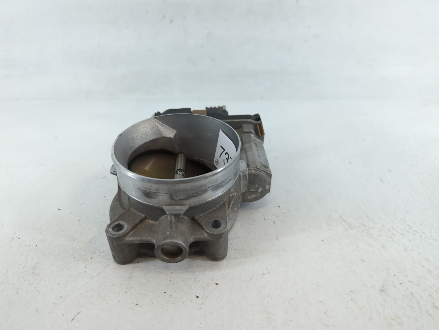 2007-2008 Cadillac Escalade Throttle Body P/N:RME87-3A 0760 Fits Fits 2006 2007 2008 2009 OEM Used Auto Parts - Oemusedautoparts1.com