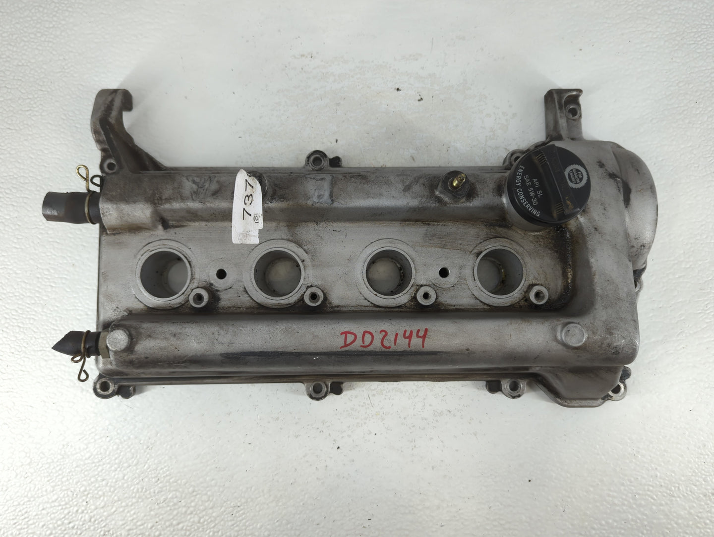 2004 Scion Xb Passenger Right Cylinder Head Valve Cover Fits OEM Used Auto Parts - Oemusedautoparts1.com