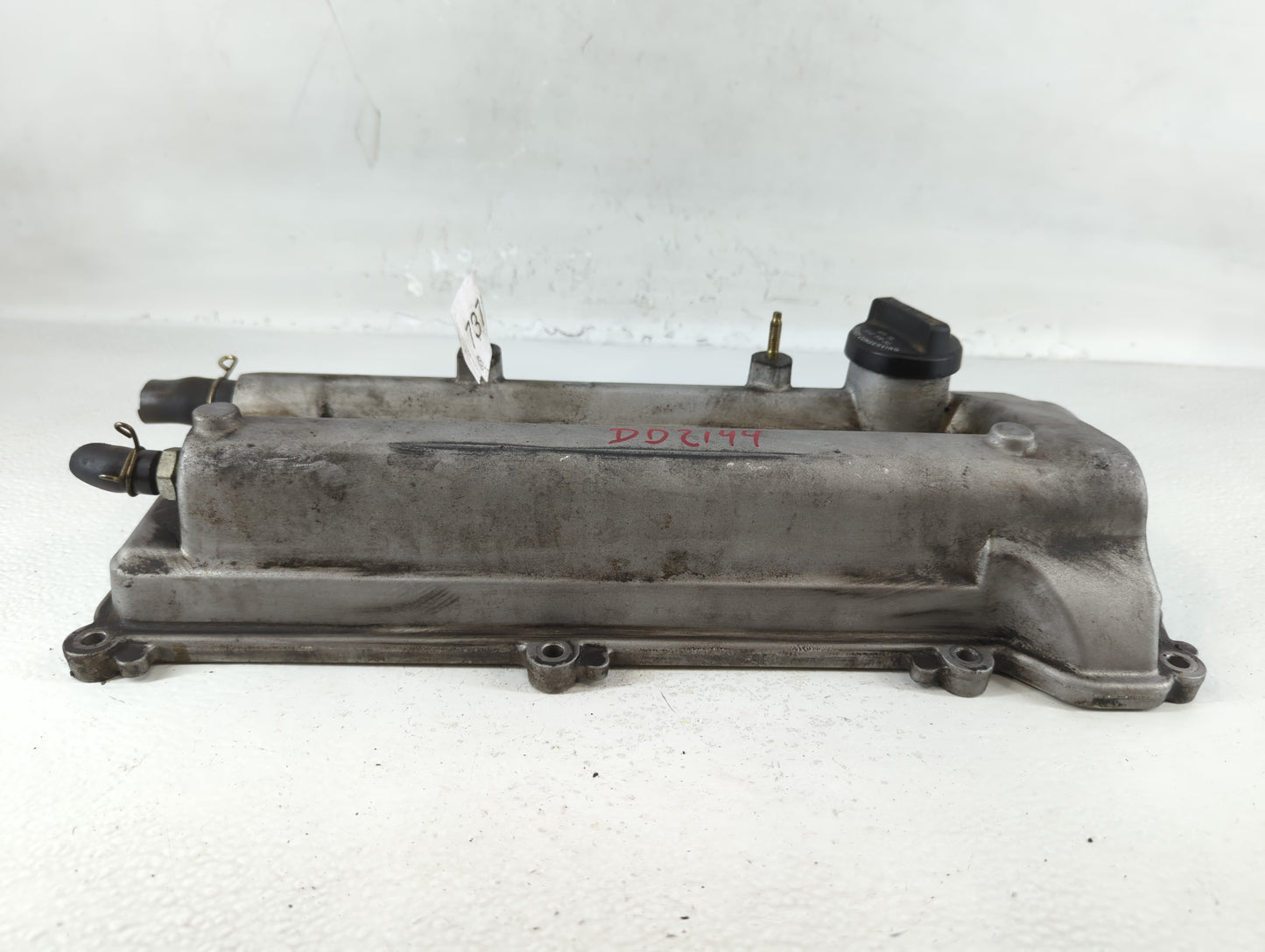 2004 Scion Xb Passenger Right Cylinder Head Valve Cover Fits OEM Used Auto Parts - Oemusedautoparts1.com