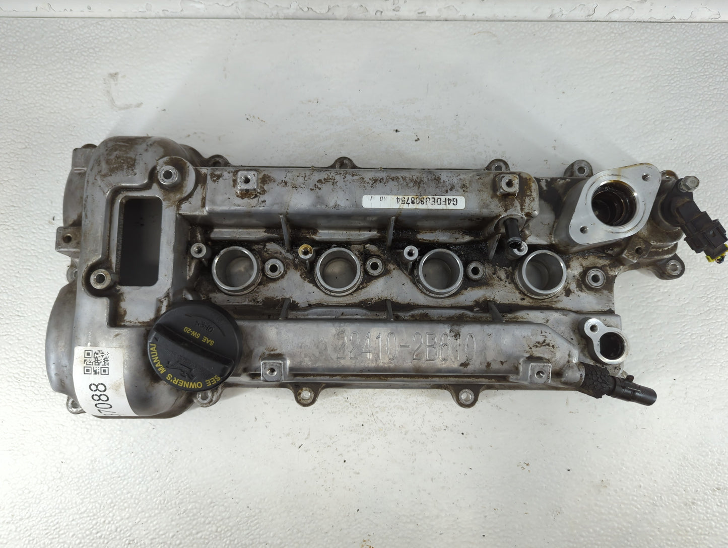2012 Kia Rio Passenger Right Cylinder Head Valve Cover P/N:22410-2B610 Fits OEM Used Auto Parts - Oemusedautoparts1.com