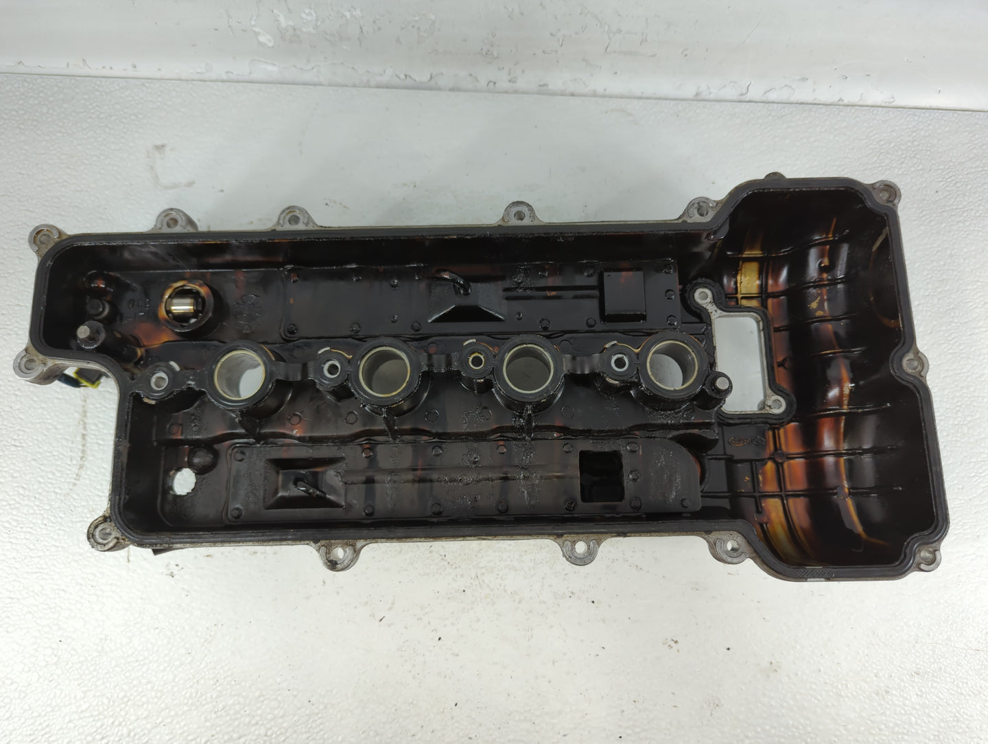 2012 Kia Rio Passenger Right Cylinder Head Valve Cover P/N:22410-2B610 Fits OEM Used Auto Parts - Oemusedautoparts1.com