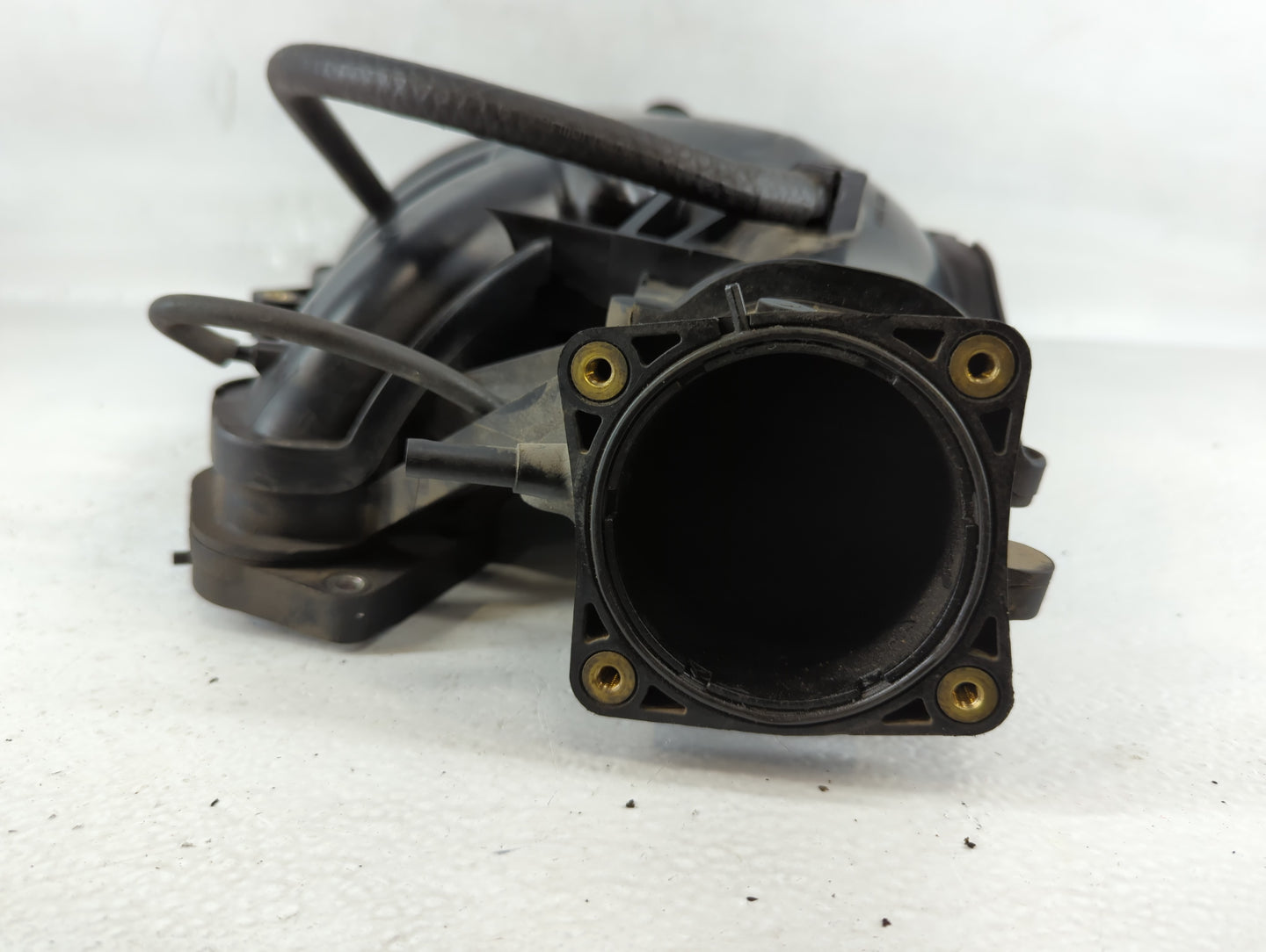 1997-1998 Lexus Es300 Air Intake Manifold P/N:17134-31050 Fits Fits 1997 1998 1999 2000 2001 2002 2003 OEM Used Auto Parts - Oemusedautoparts1.com