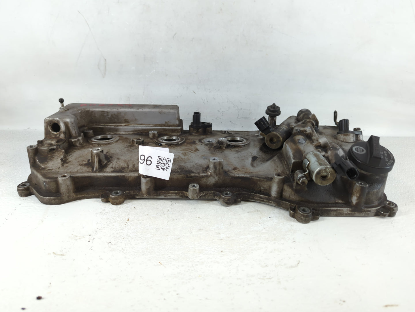 1998 Lexus Es300 Passenger Right Cylinder Head Valve Cover Fits OEM Used Auto Parts - Oemusedautoparts1.com