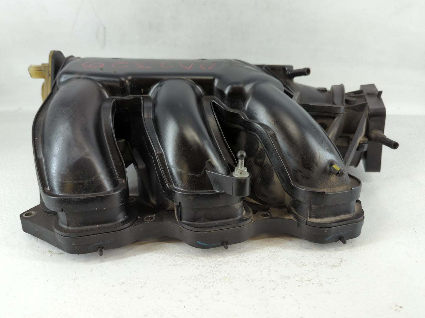 2007-2010 Toyota Sienna Air Intake Manifold P/N:PA6-GF30 17190-0P041 Fits Fits 2005 2006 2007 2008 2009 2010 2011 2012 2013 2014 OEM Used Auto Parts - Oemusedautoparts1.com