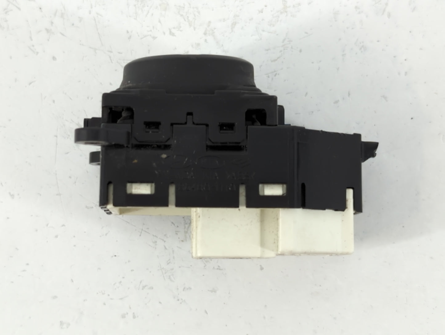 2011-2016 Kia Optima Master Power Window Switch Replacement Driver Side Left P/N:186480-1110 Fits OEM Used Auto Parts - Oemusedautoparts1.com