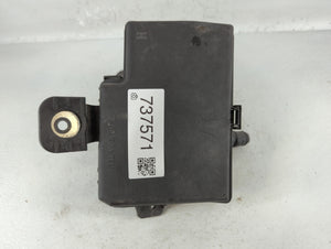 2012-2013 Toyota Prius C Fusebox Fuse Box Panel Relay Module P/N:82662-52740 Fits Fits 2012 2013 OEM Used Auto Parts