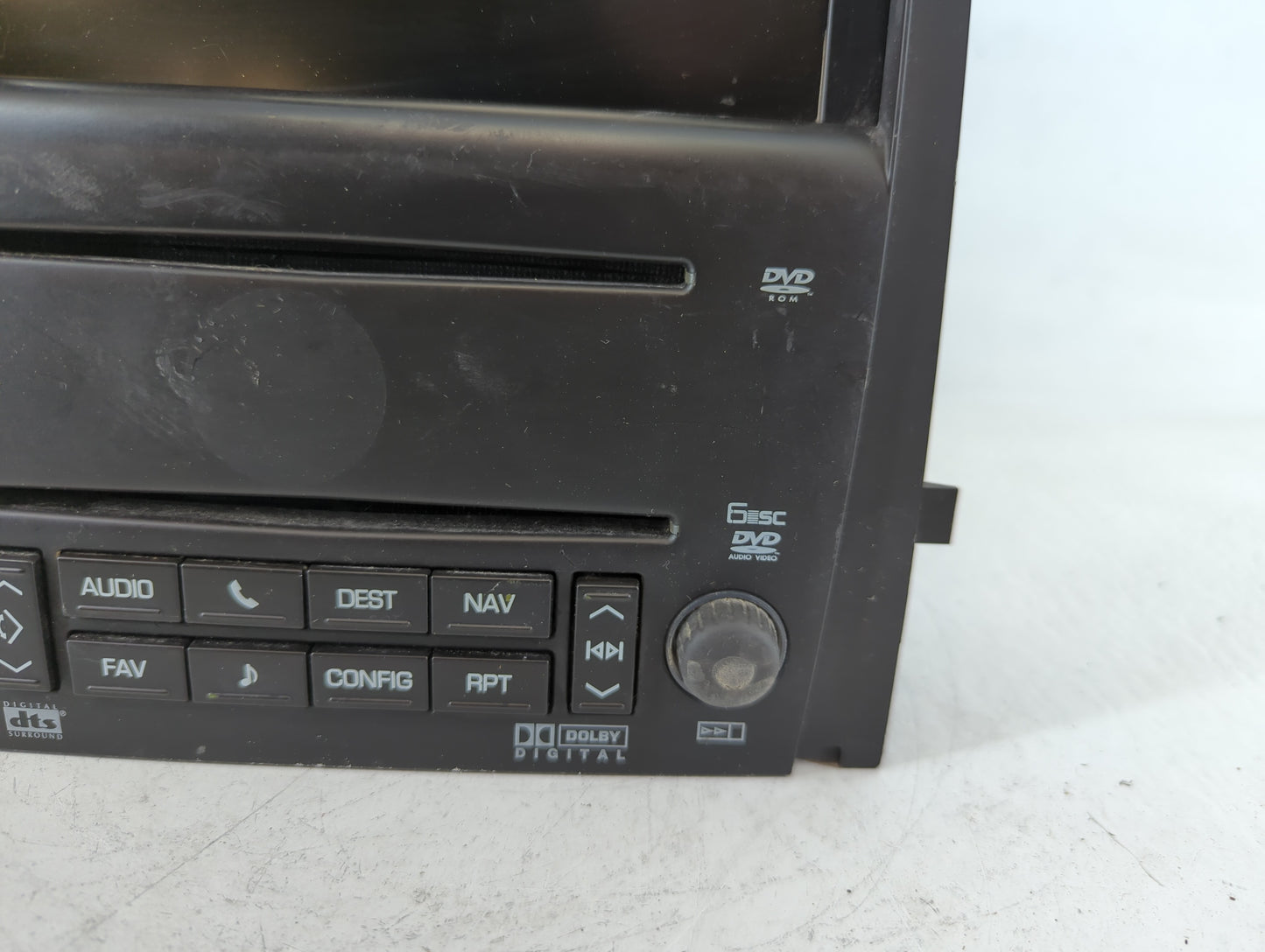 2007-2009 Cadillac Escalade Radio AM FM Cd Player Receiver Replacement P/N:28060507 15916596 Fits Fits 2007 2008 2009 OEM Used Auto Parts - Oemusedautoparts1.com